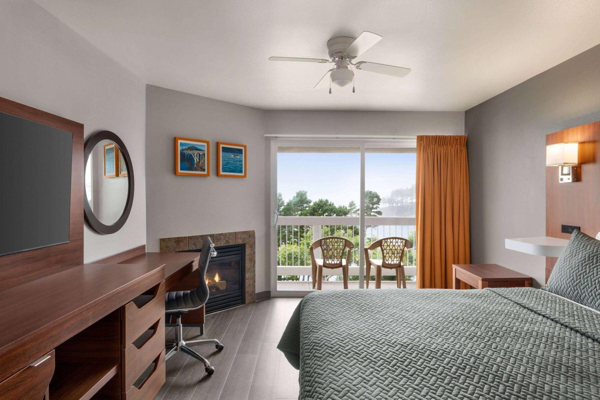 Travelodge By Wyndham Depoe Bay Exterior foto